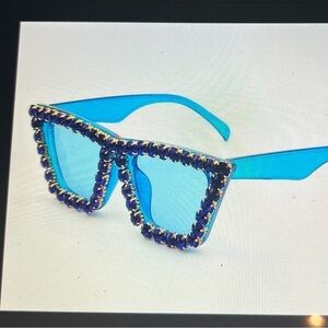 Greeksglasses Blue Rhinestone styled Sunglasses